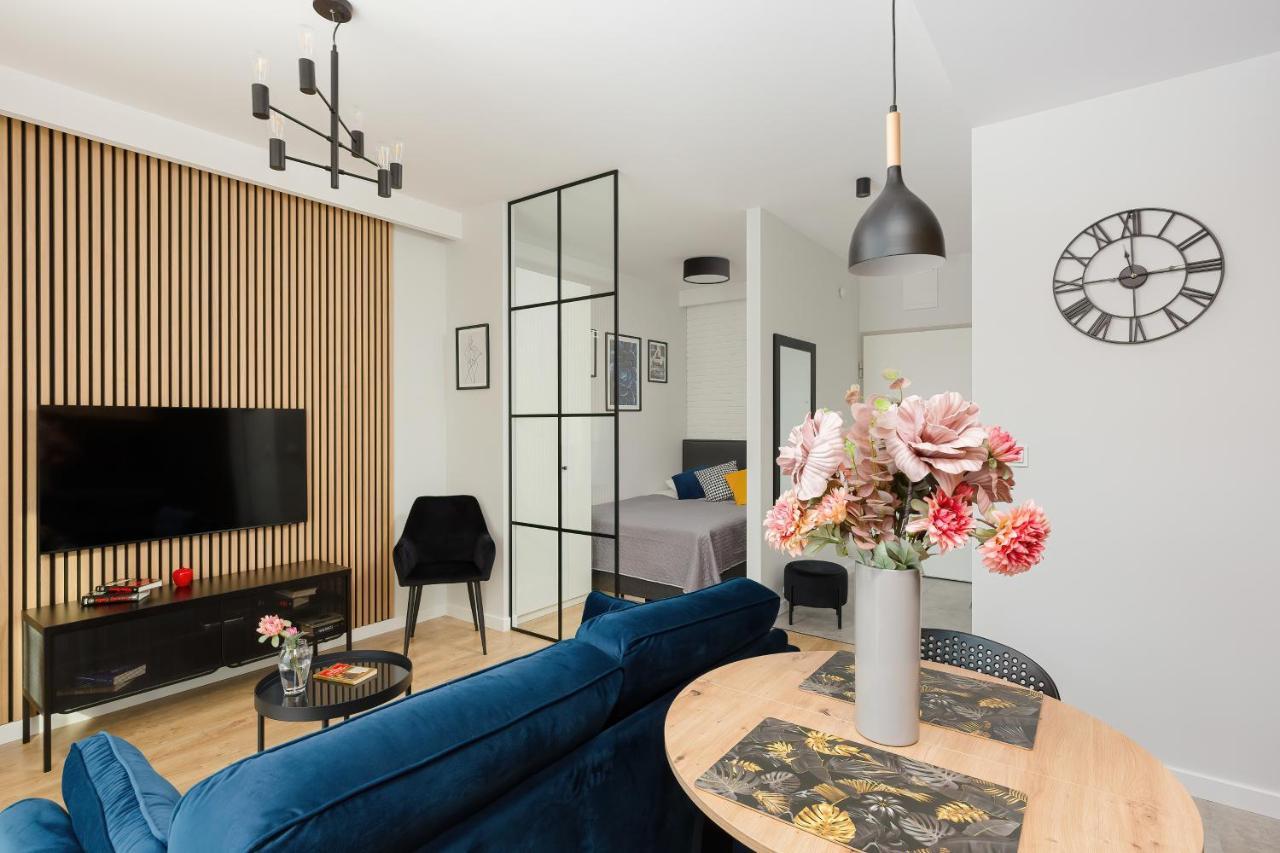Moduo Gardens Apartment By Renters Prestige Varsovie Extérieur photo